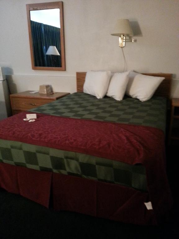 Mid Town Motel Great Falls Eksteriør billede